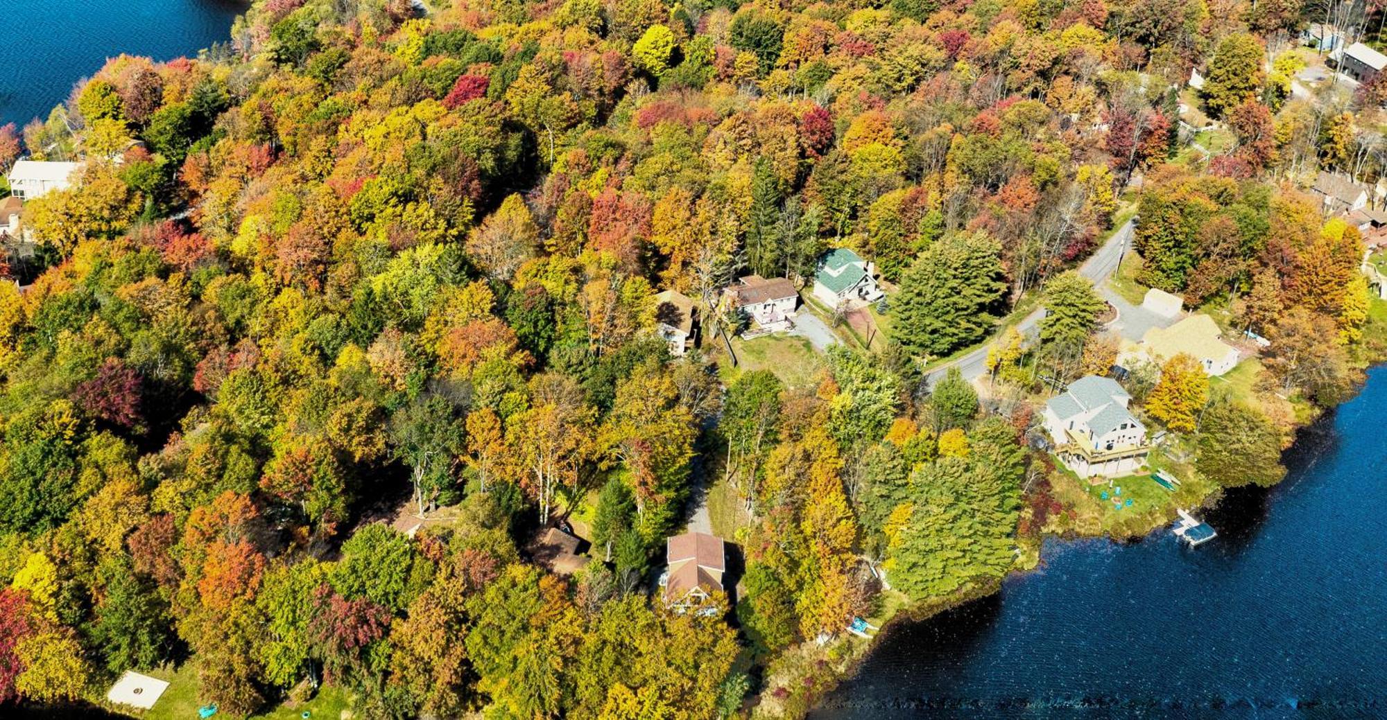 Holiday home Kayaks, Hot Tub & By Lake! Arrowhead Lake