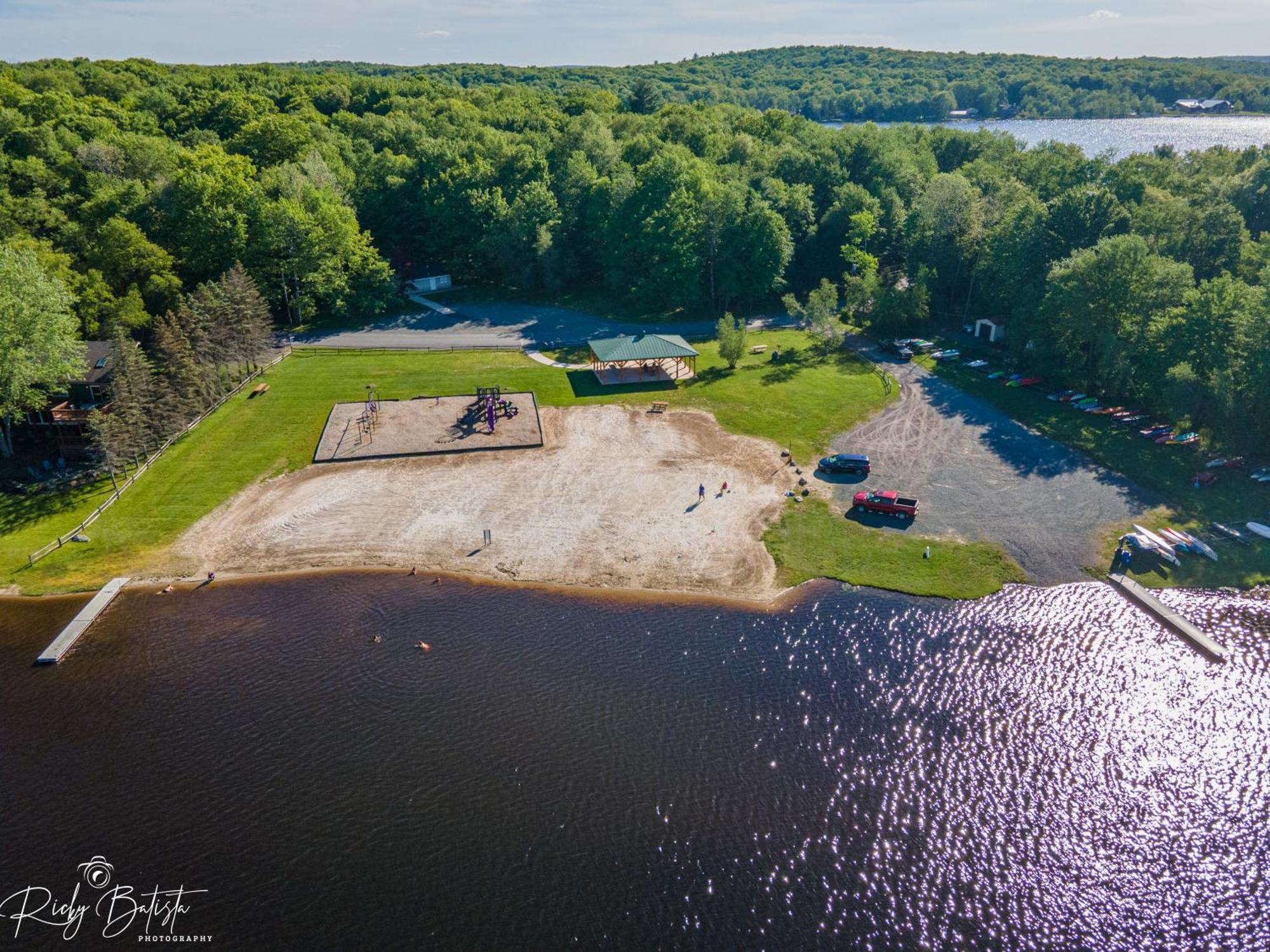 Kayaks, Hot Tub & By Lake! Holiday home Arrowhead Lake